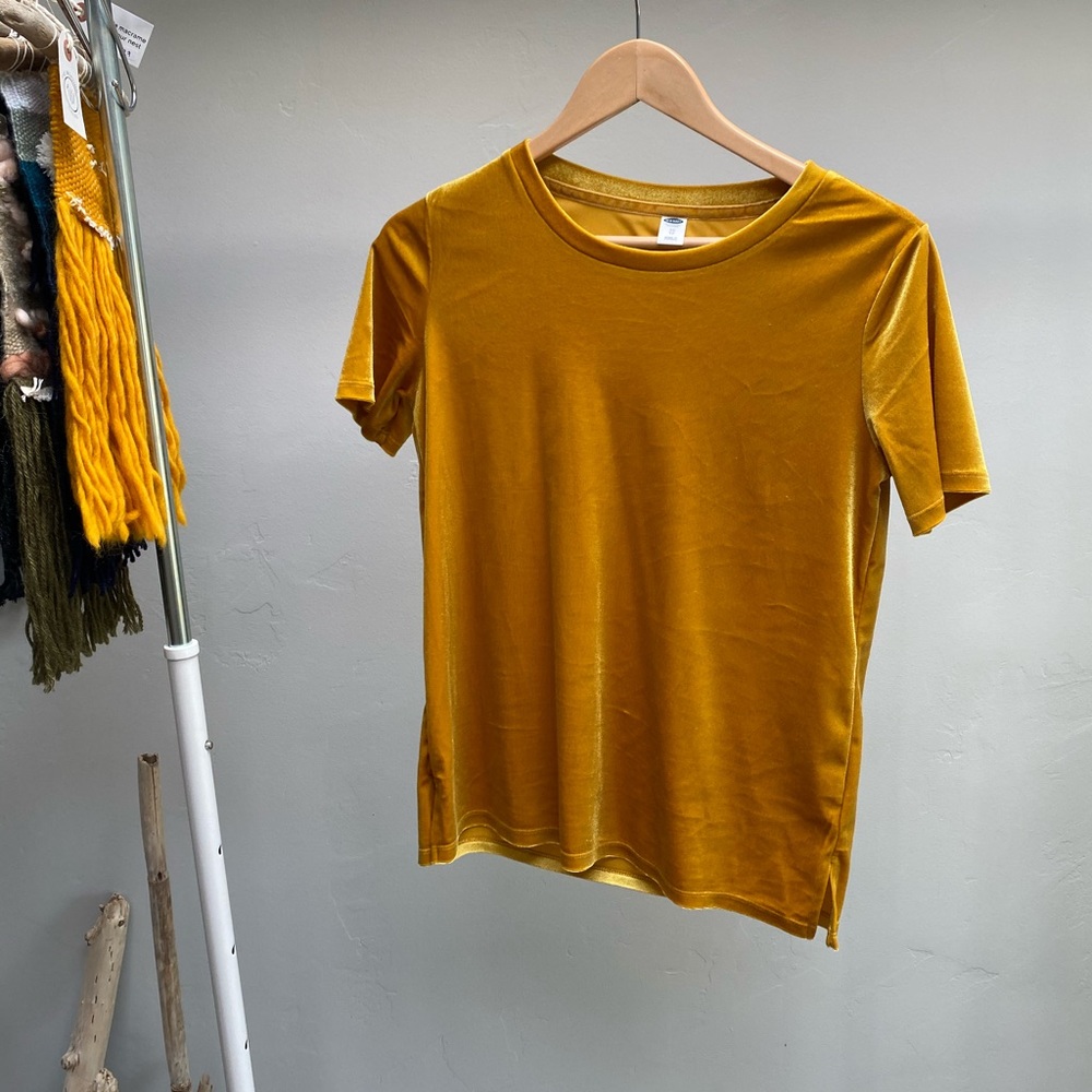 Old Navy yellow/gold short sleeve velvet shirt